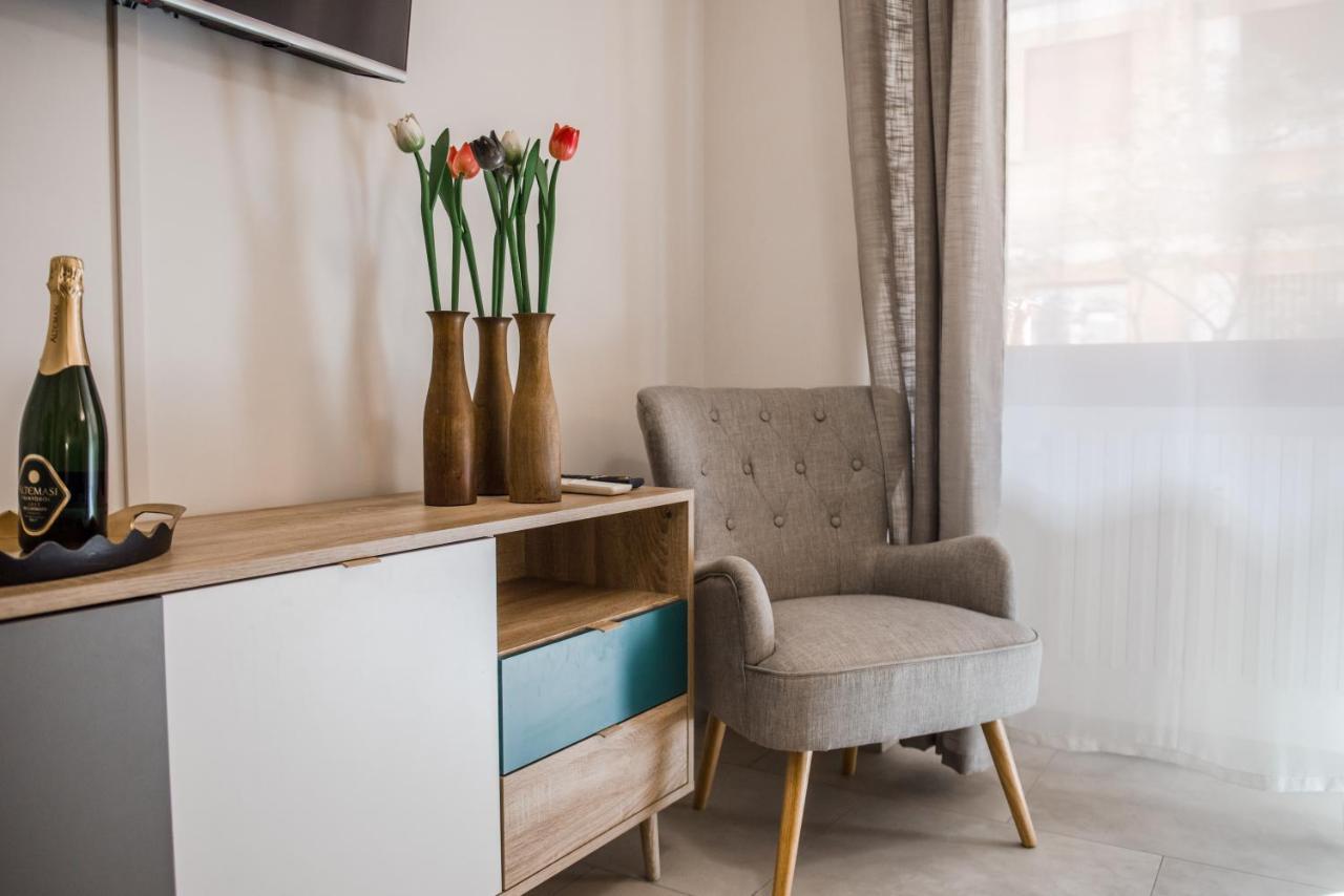 Casa 3 Santi, Your Contemporary Home In Rzym Zewnętrze zdjęcie